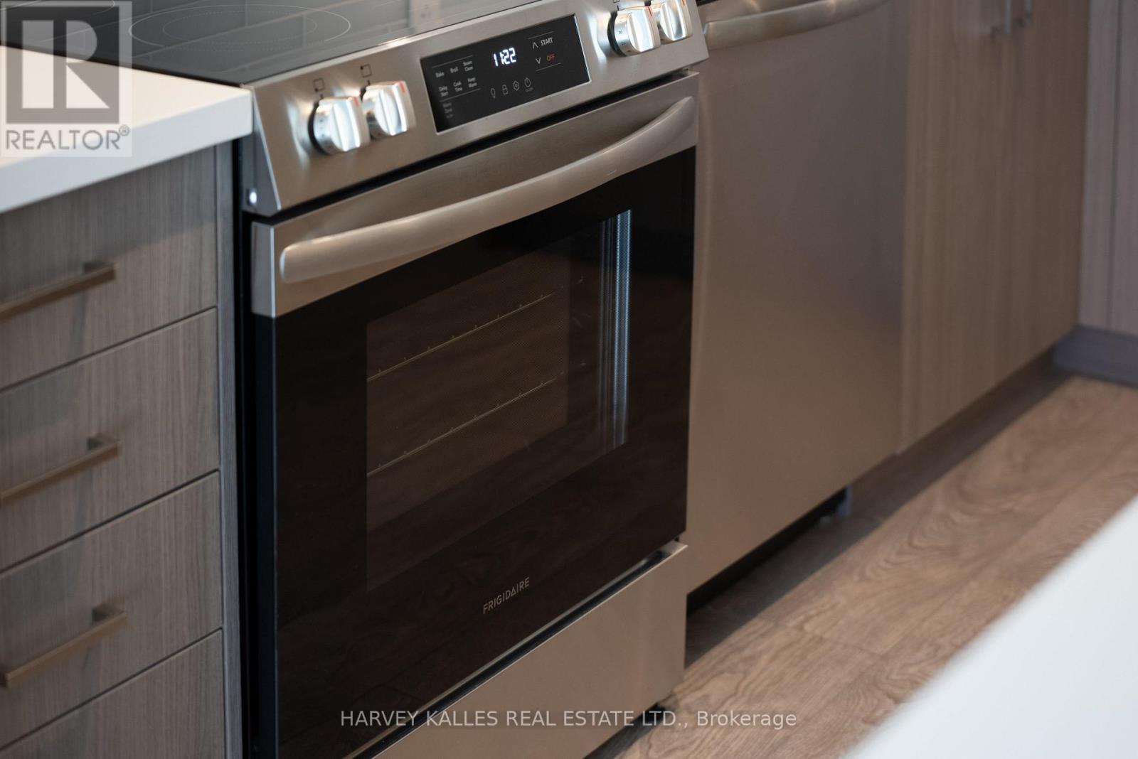 243 - 333 SUNSEEKER AVENUE