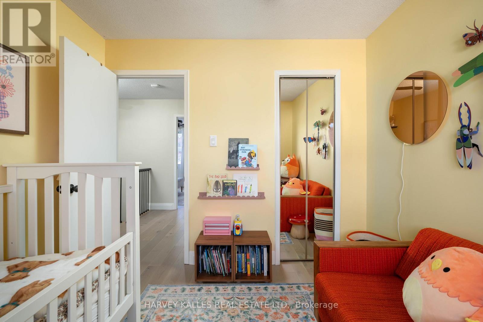 510 PICKERING CRESCENT