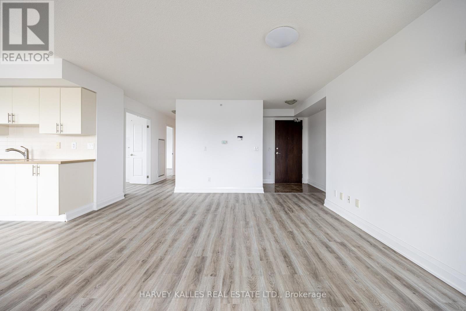 317 - 75 NORMAN BETHUNE AVENUE