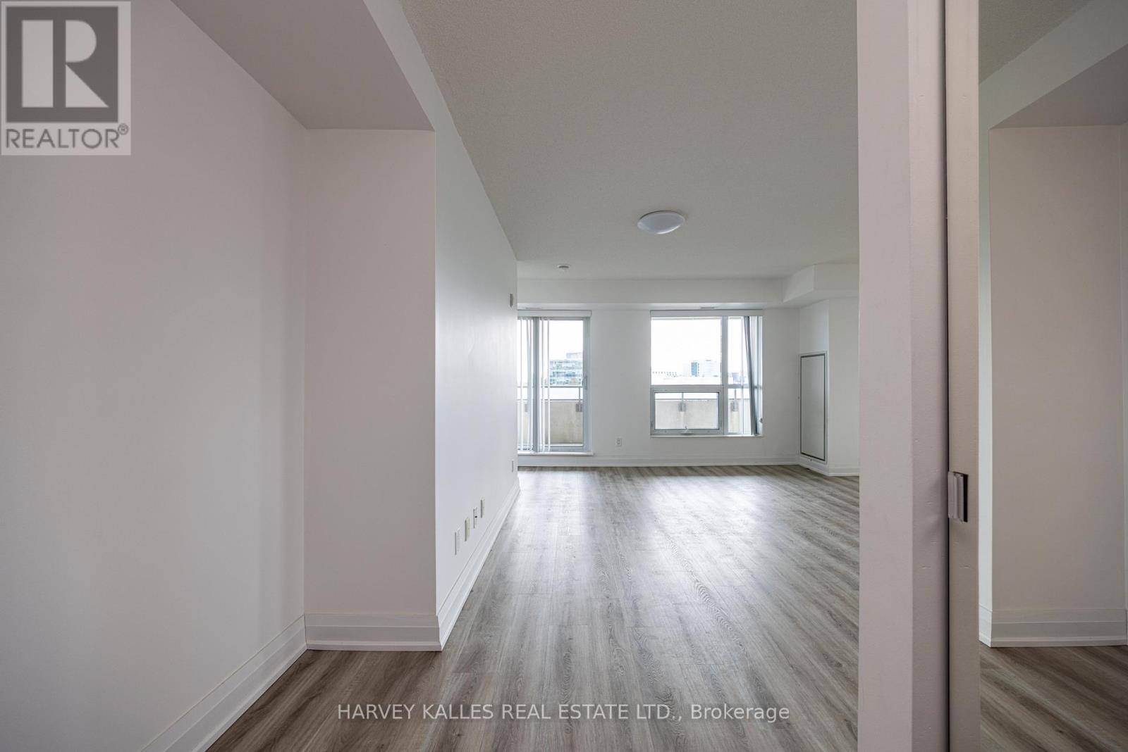 317 - 75 NORMAN BETHUNE AVENUE