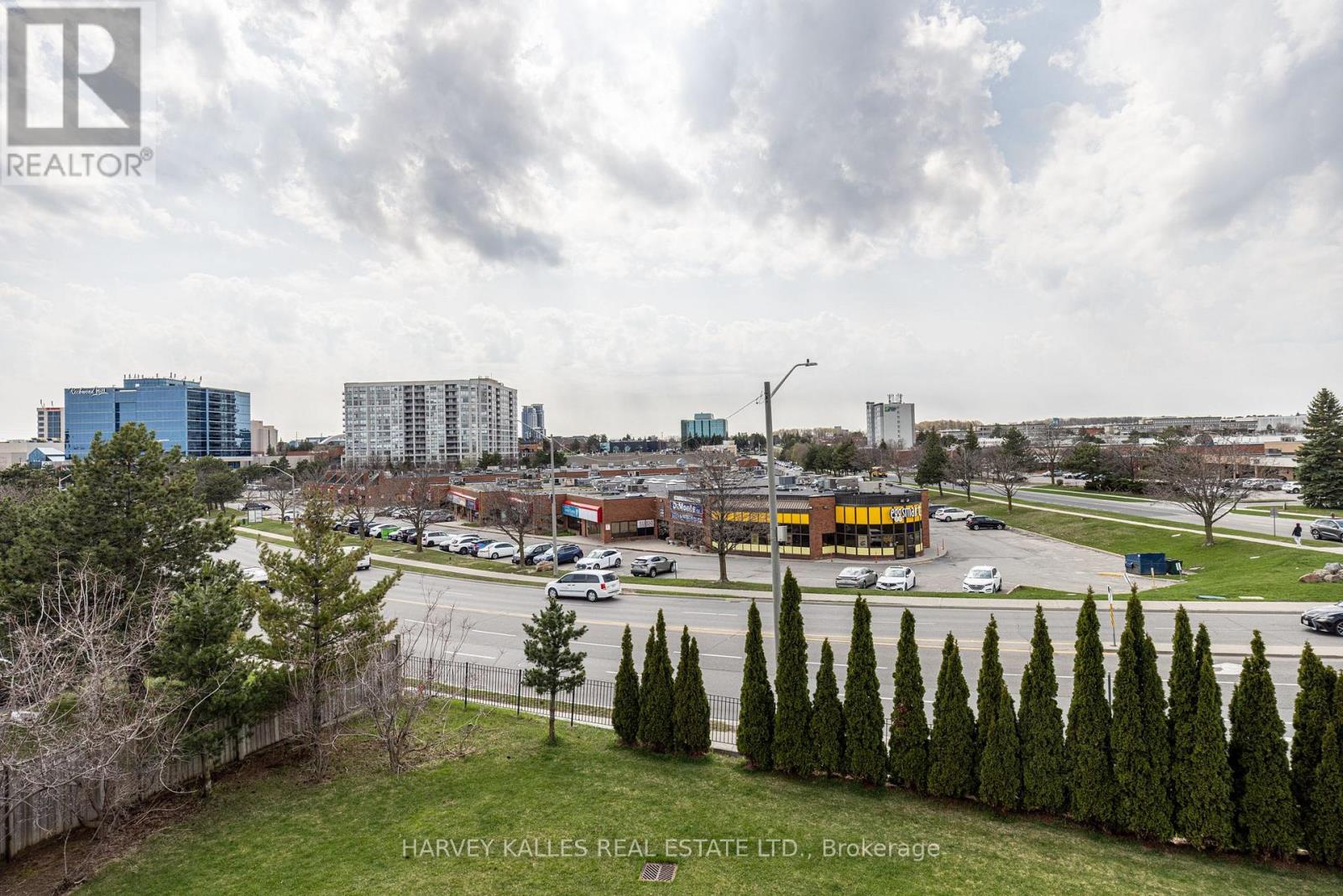 317 - 75 NORMAN BETHUNE AVENUE