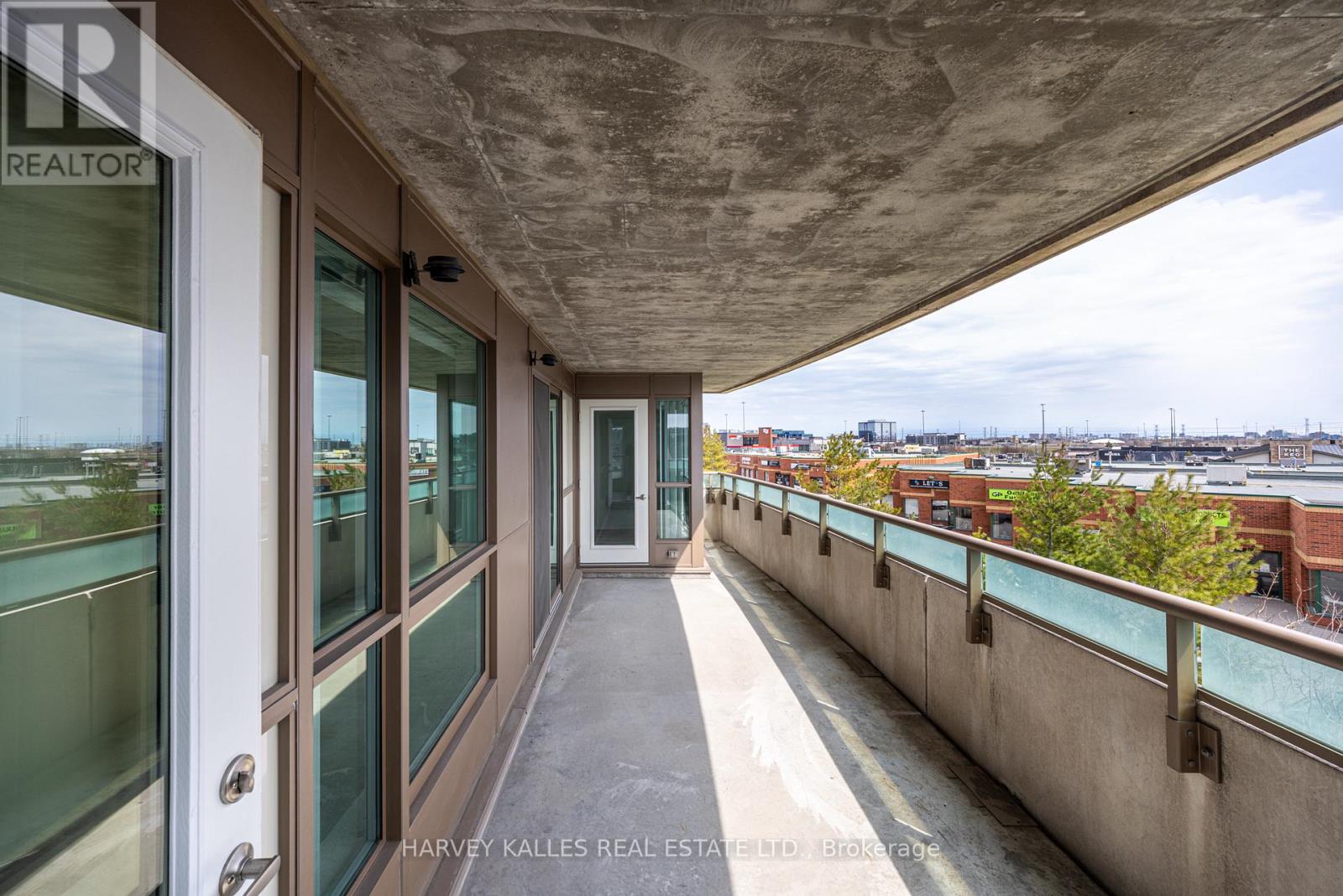 317 - 75 NORMAN BETHUNE AVENUE