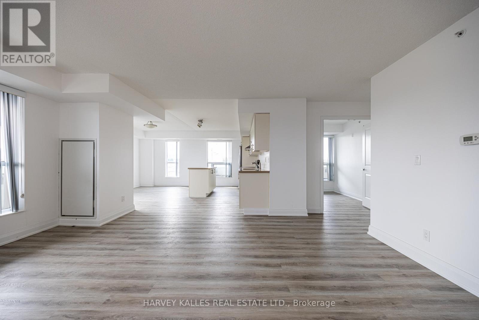 317 - 75 NORMAN BETHUNE AVENUE