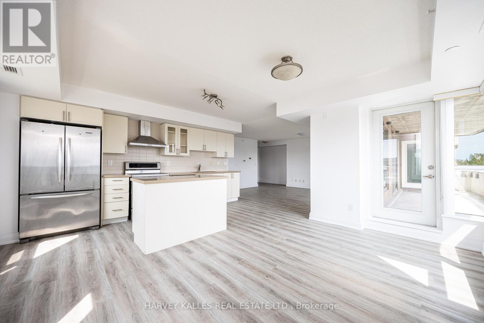 317 - 75 NORMAN BETHUNE AVENUE