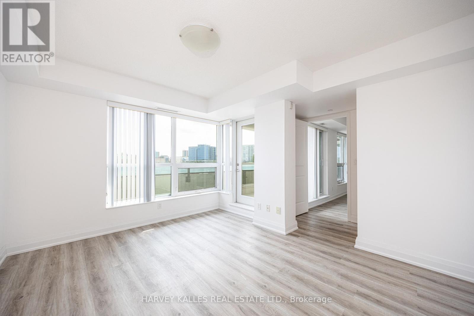 317 - 75 NORMAN BETHUNE AVENUE