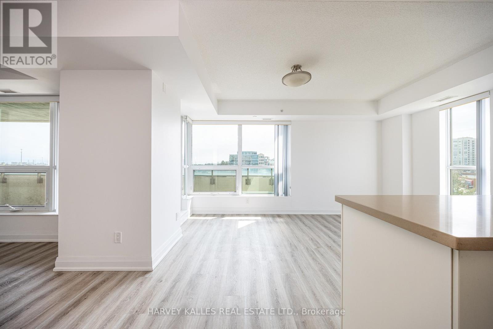 317 - 75 NORMAN BETHUNE AVENUE