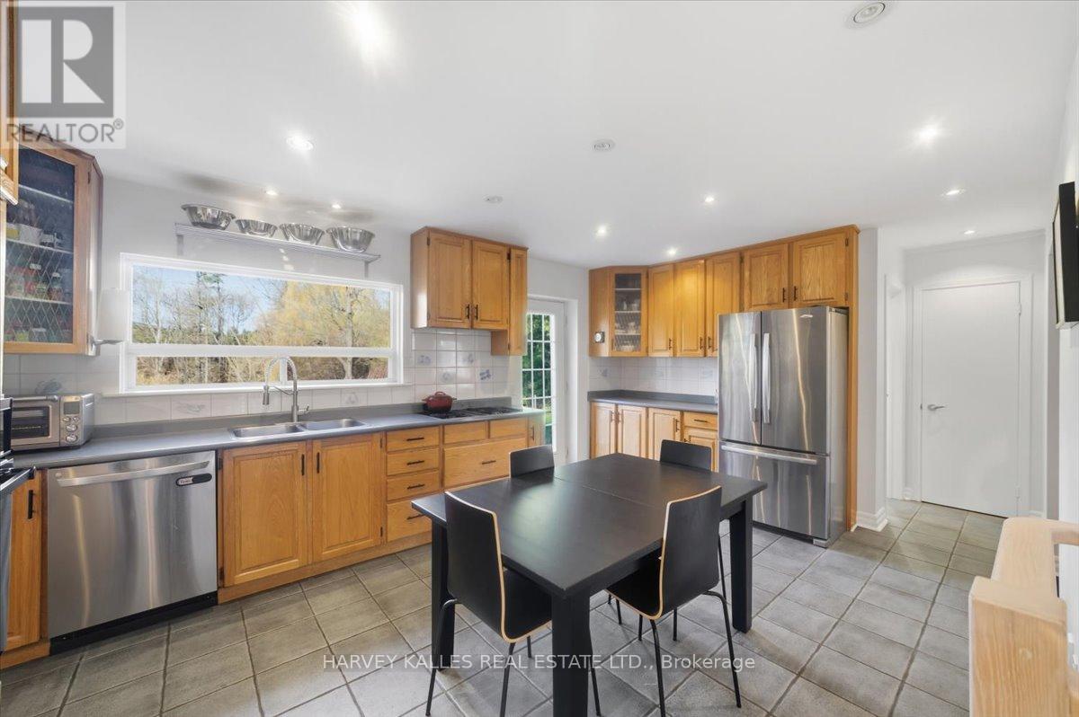 72 WALMER ROAD