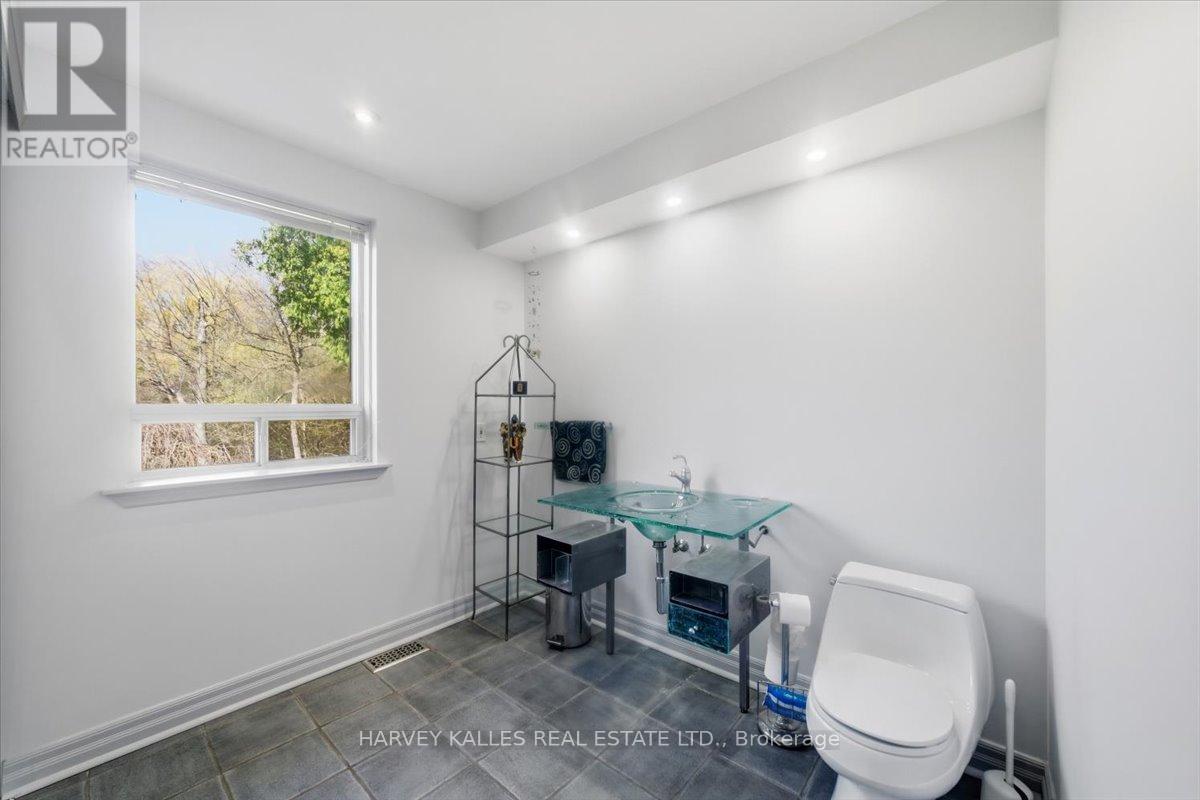 72 WALMER ROAD