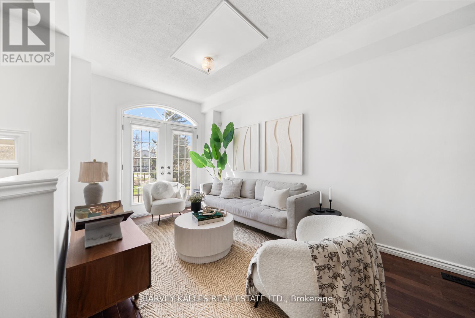 27 BENSON AVENUE