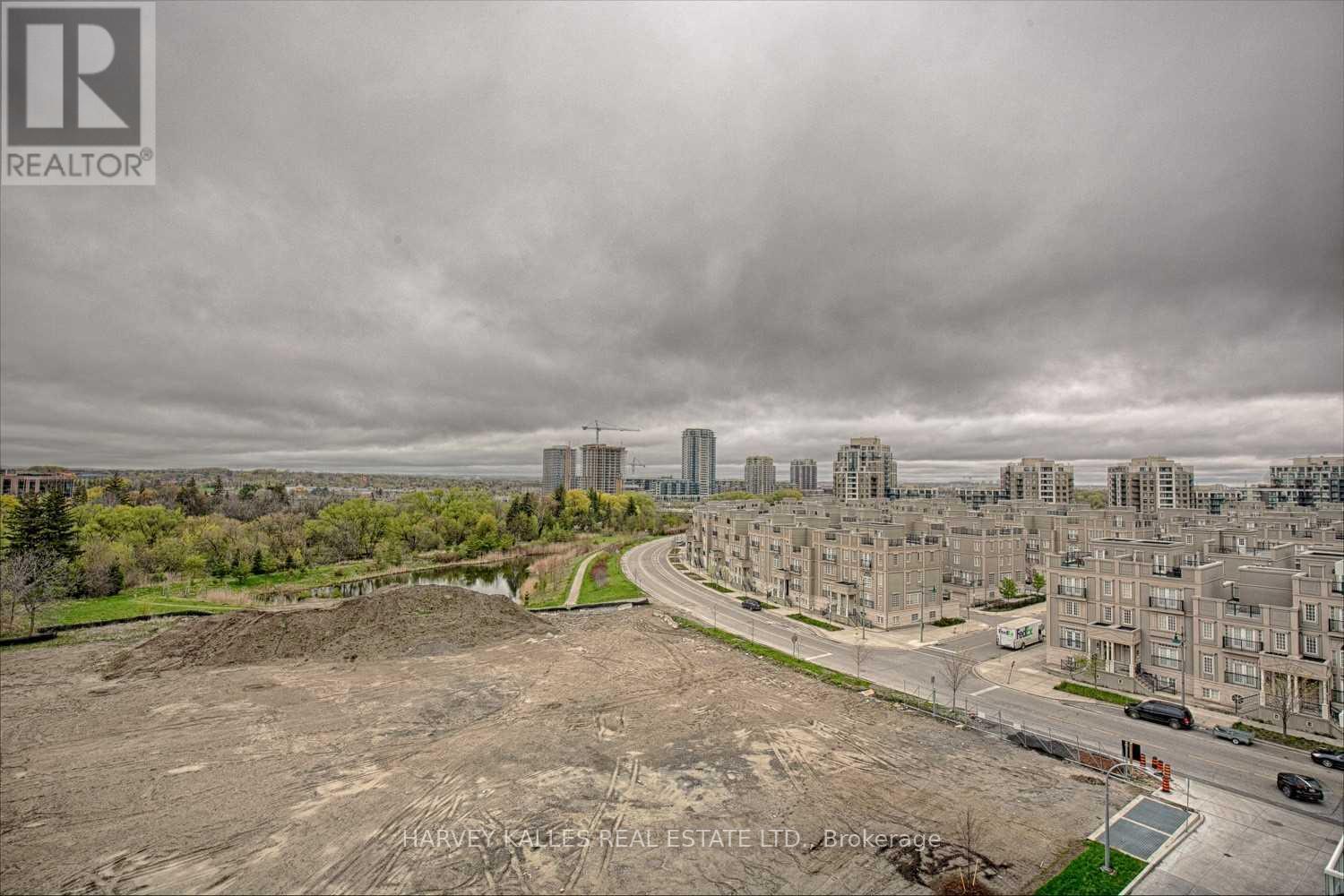 713 - 18 ROUGE VALLEY DRIVE W
