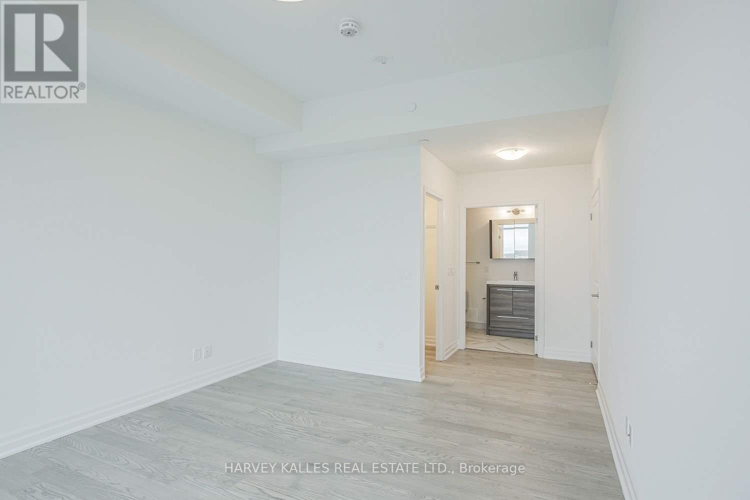 713 - 18 ROUGE VALLEY DRIVE W