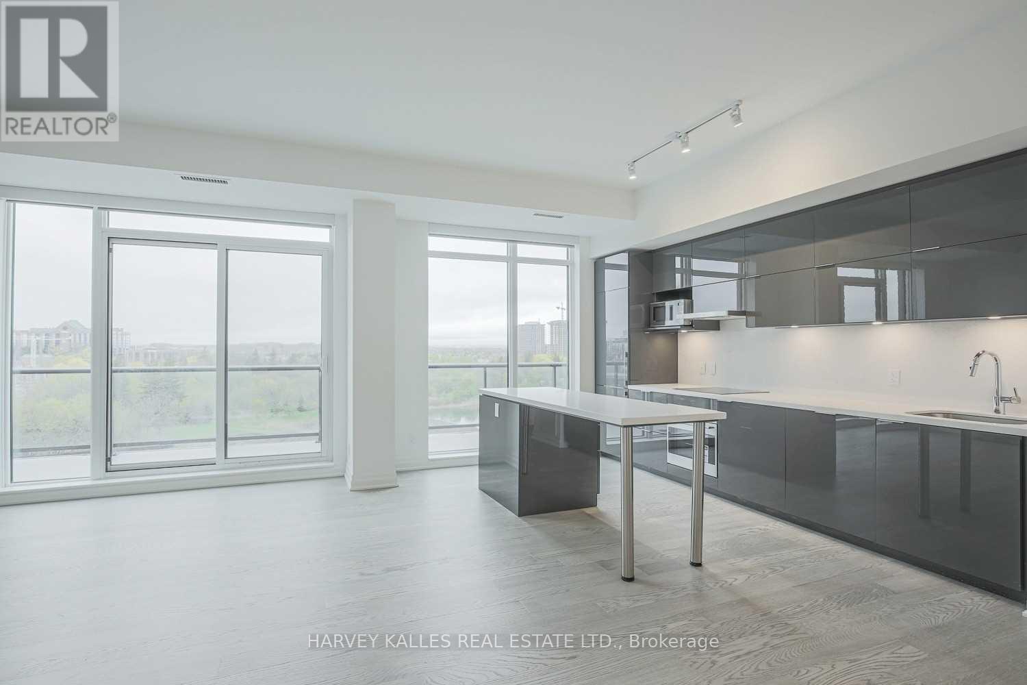 713 - 18 ROUGE VALLEY DRIVE W