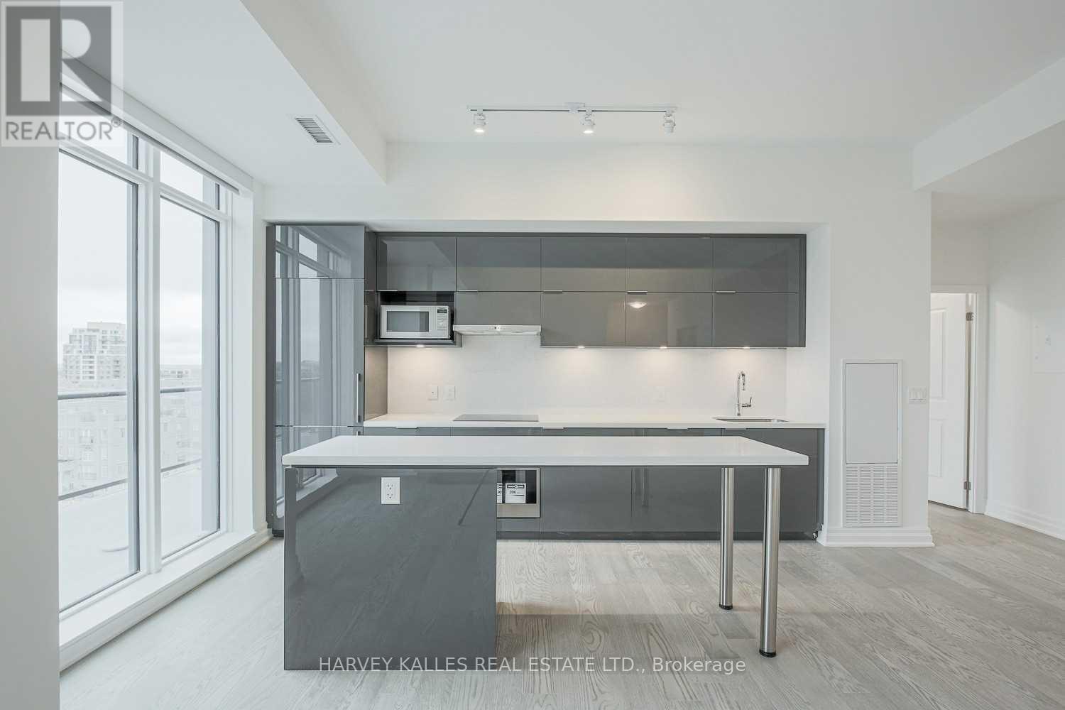713 - 18 ROUGE VALLEY DRIVE W