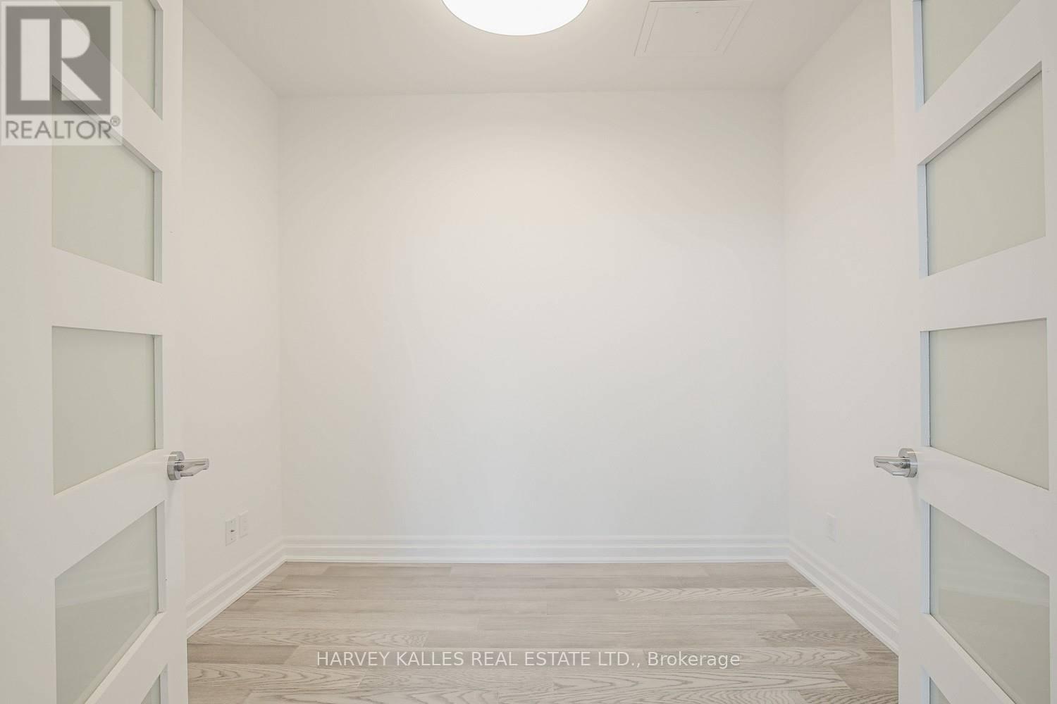 713 - 18 ROUGE VALLEY DRIVE W