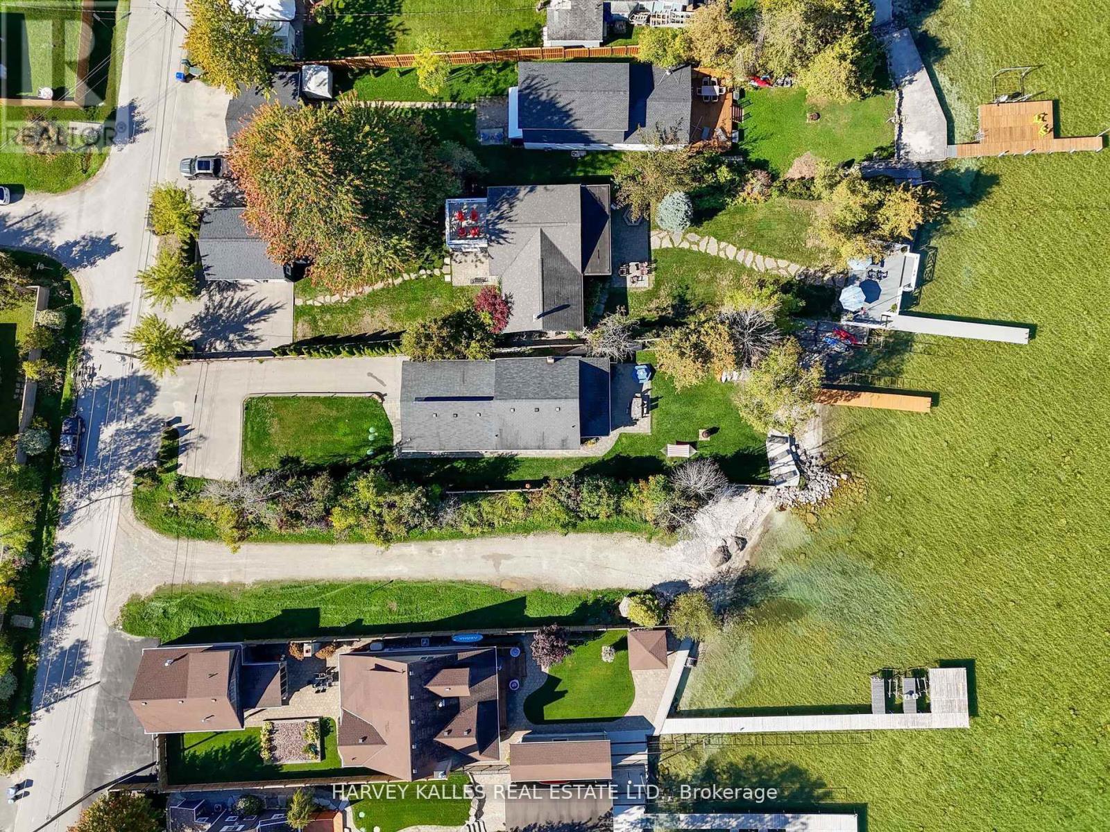 72 LAKESIDE DRIVE