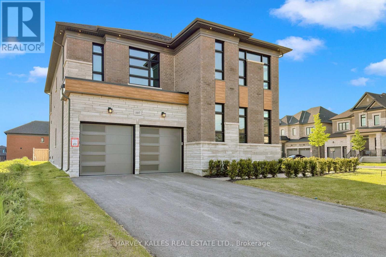107 WINTHROP CRESCENT