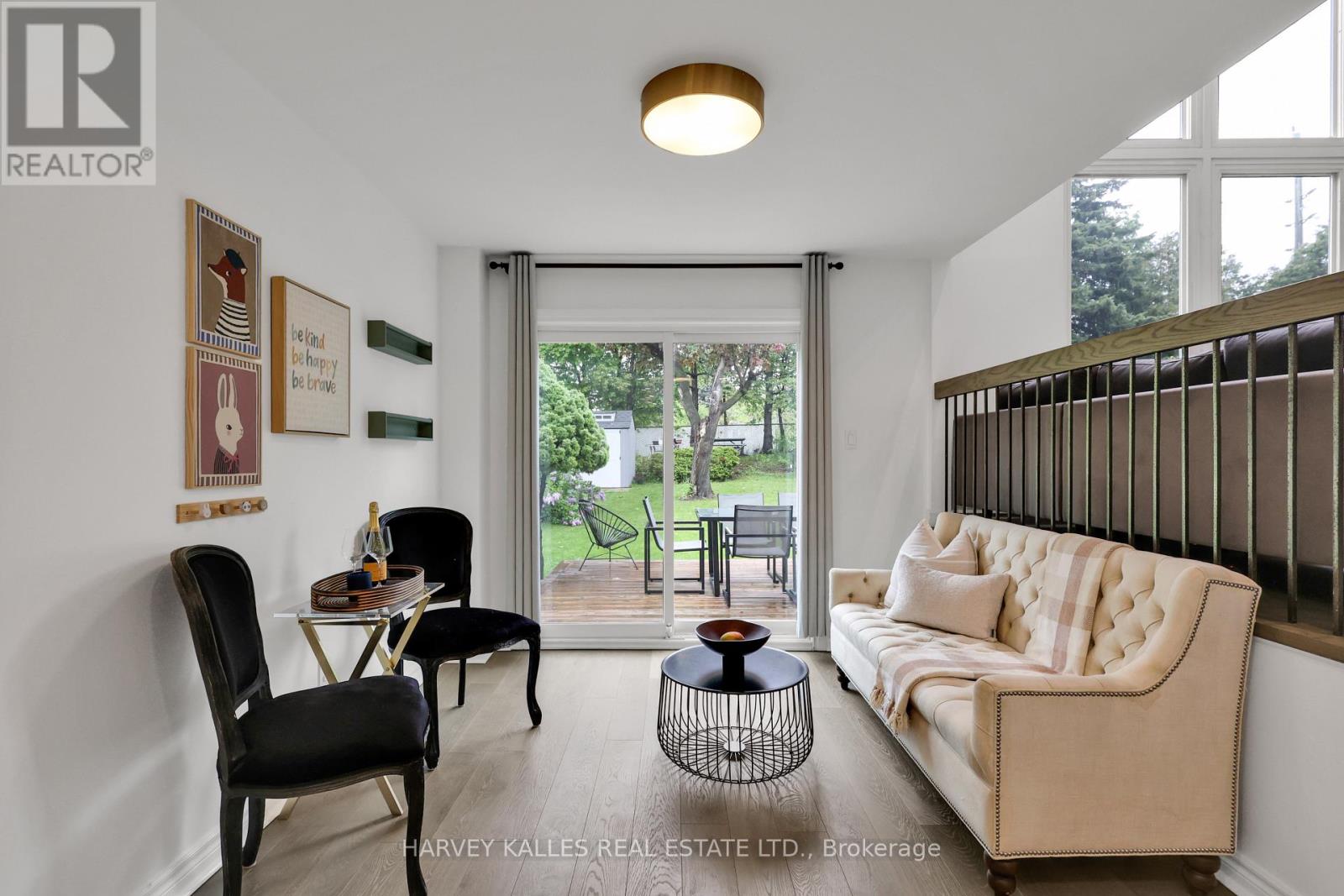 41 DONNAMORA CRESCENT