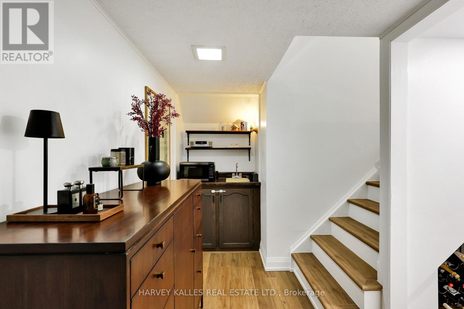 41 DONNAMORA CRESCENT