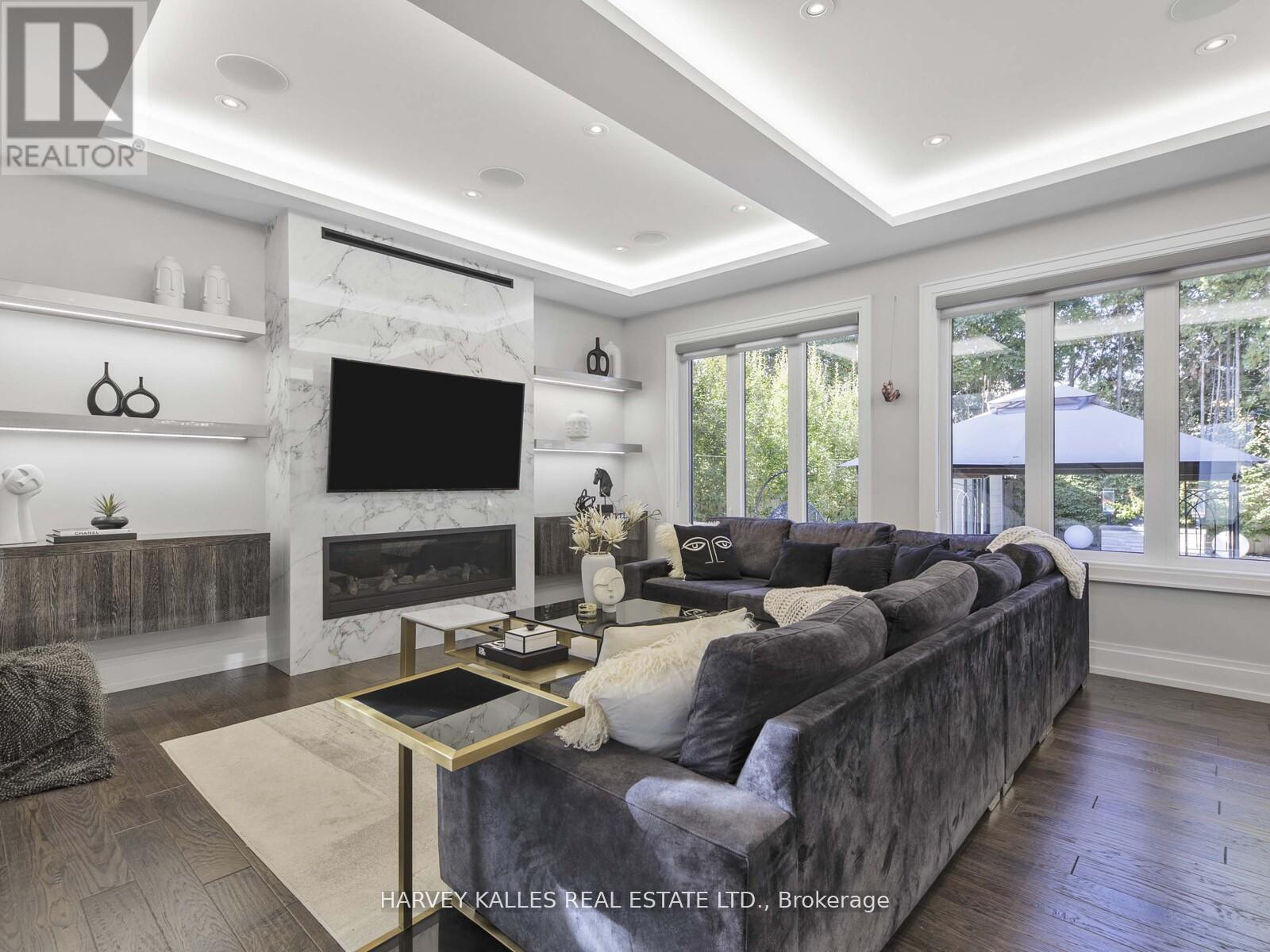 10 MALAREN ROAD