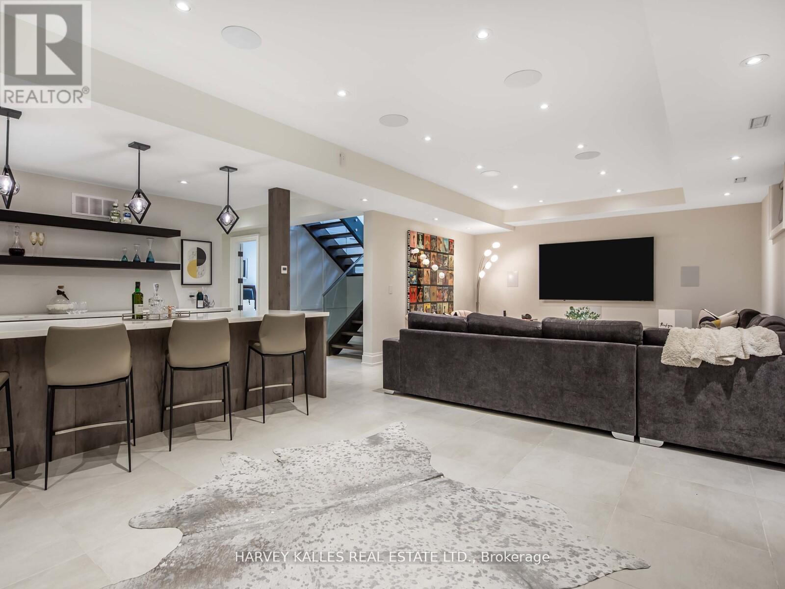 10 MALAREN ROAD