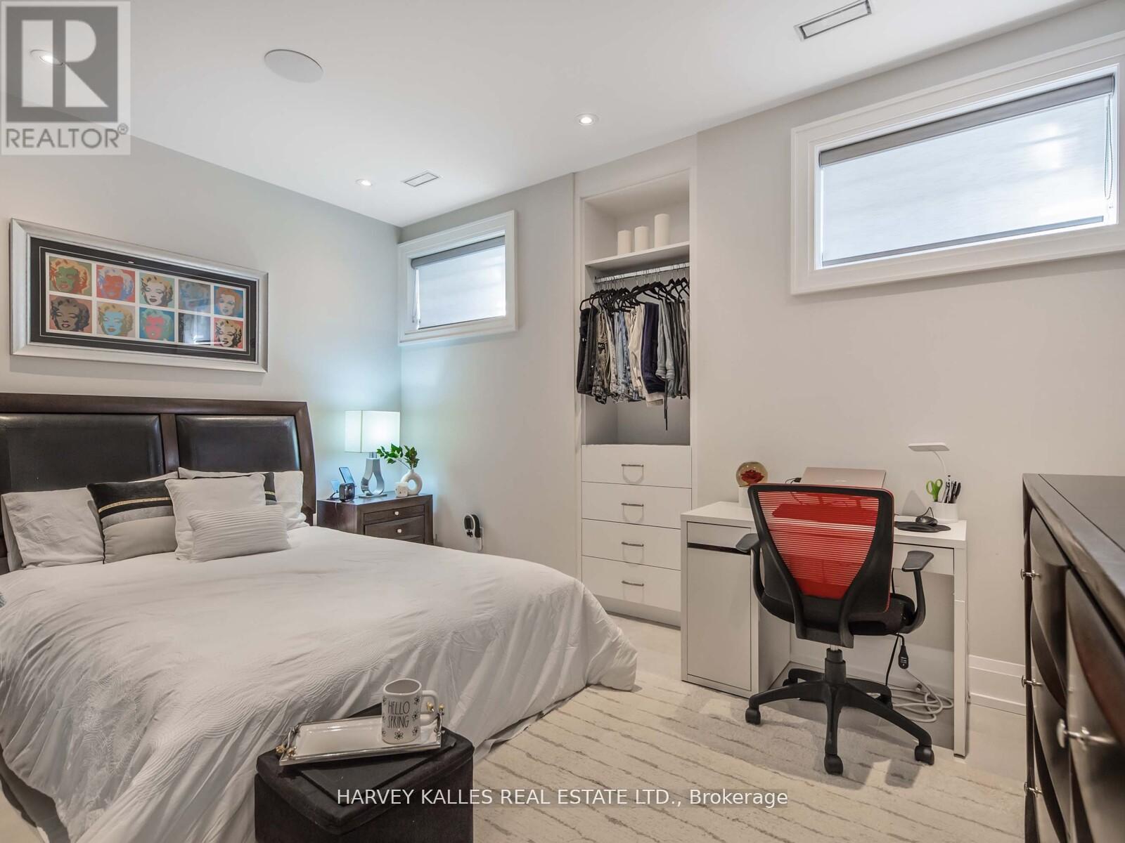 10 MALAREN ROAD