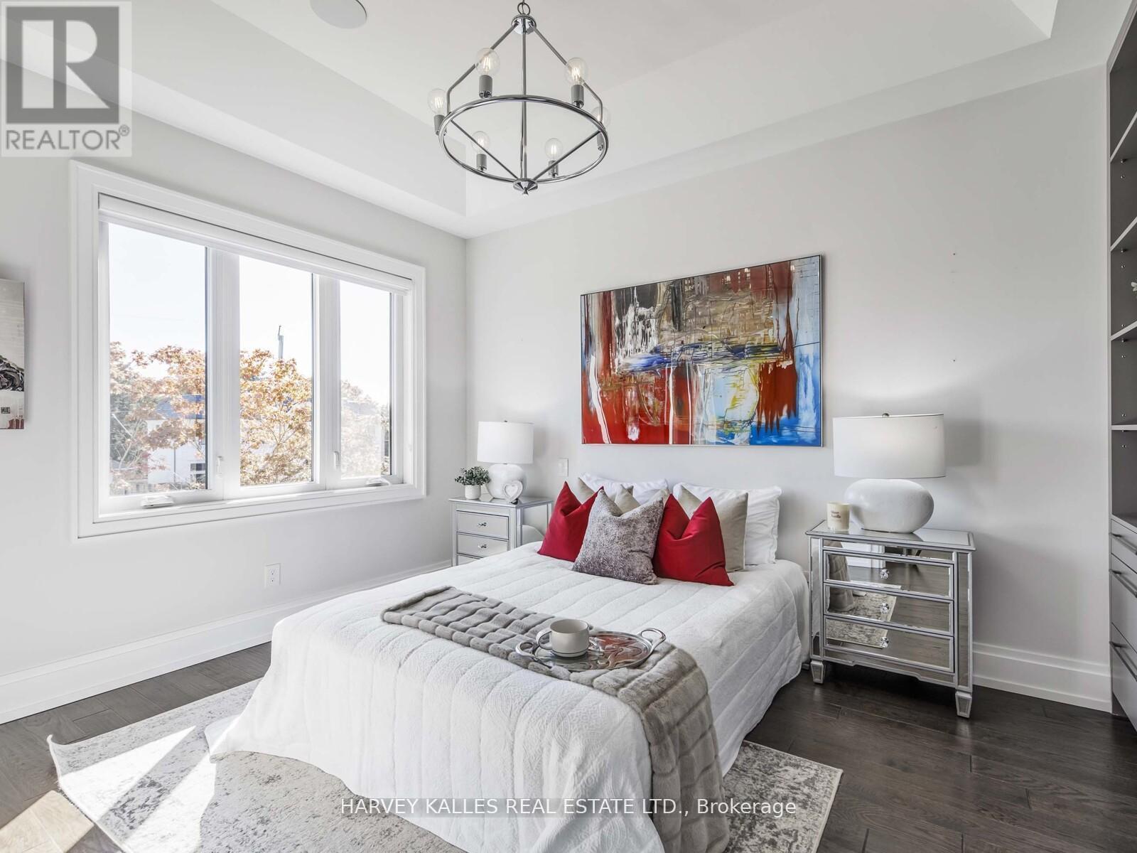 10 MALAREN ROAD