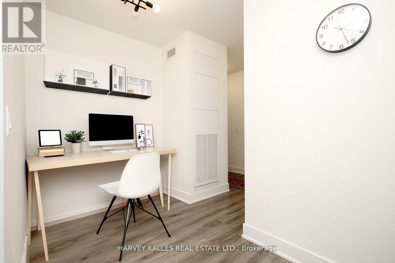 305 - 185 DEERFIELD ROAD