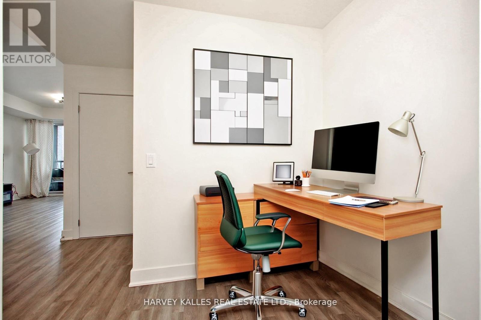 305 - 185 DEERFIELD ROAD