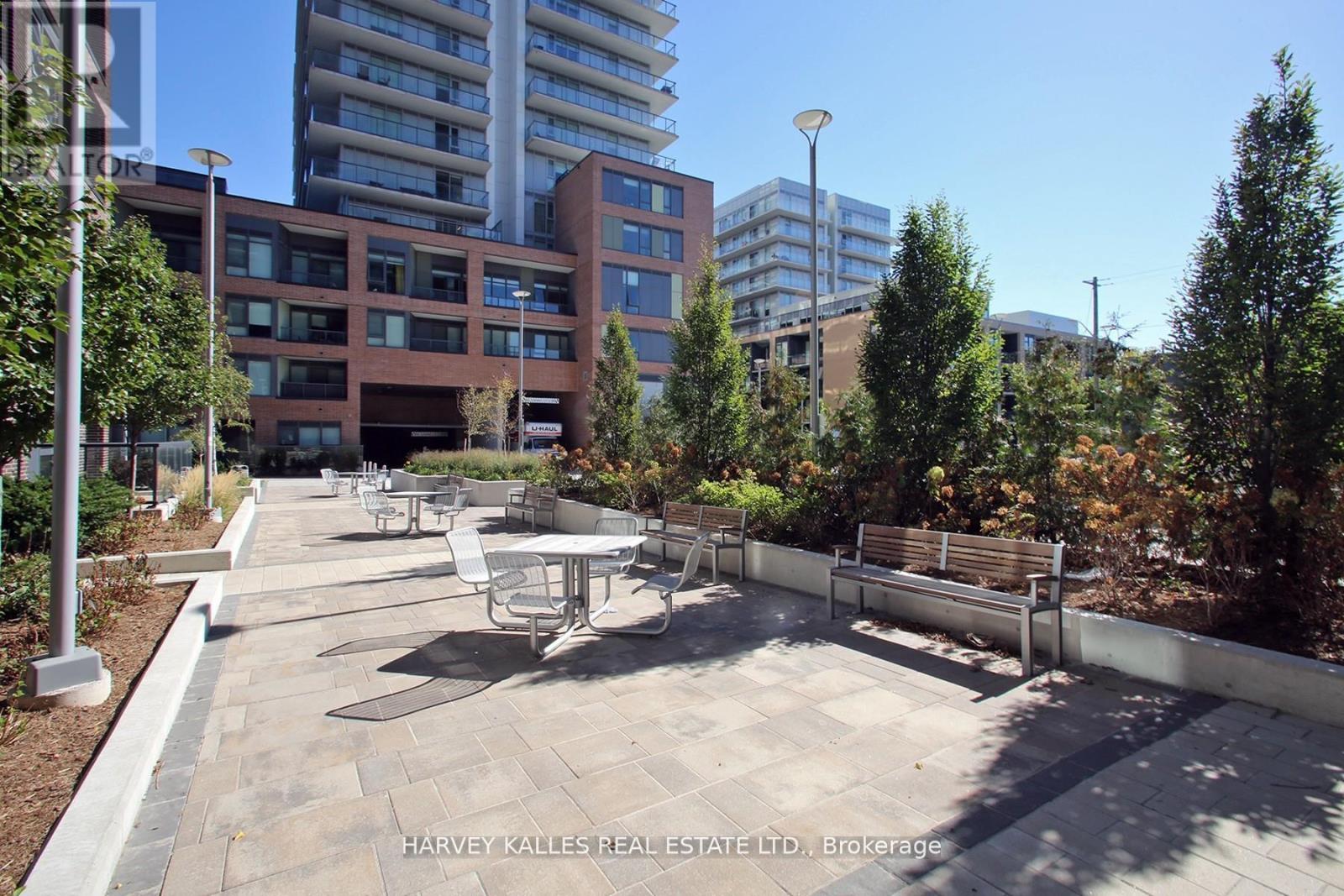 305 - 185 DEERFIELD ROAD