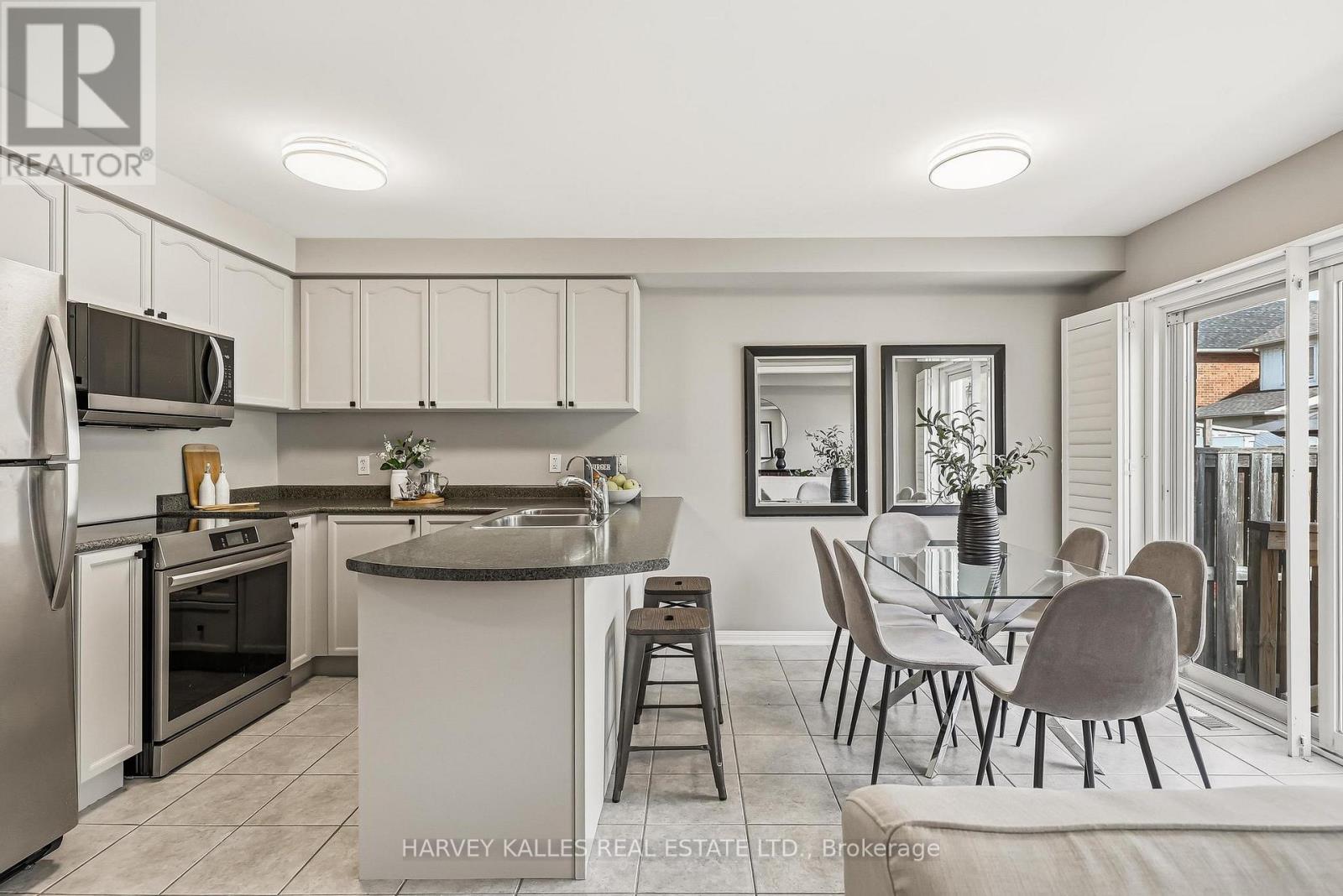 10 DOUGHERTY CRESCENT