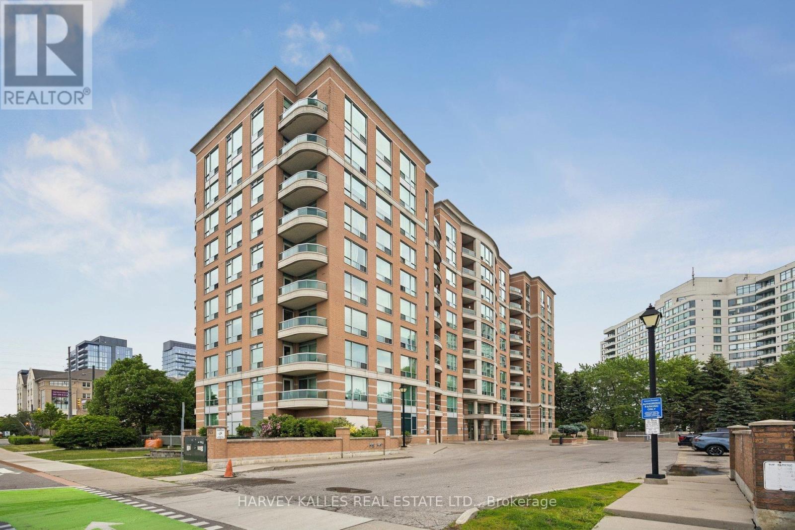 302 - 745 NEW WESTMINSTER DRIVE