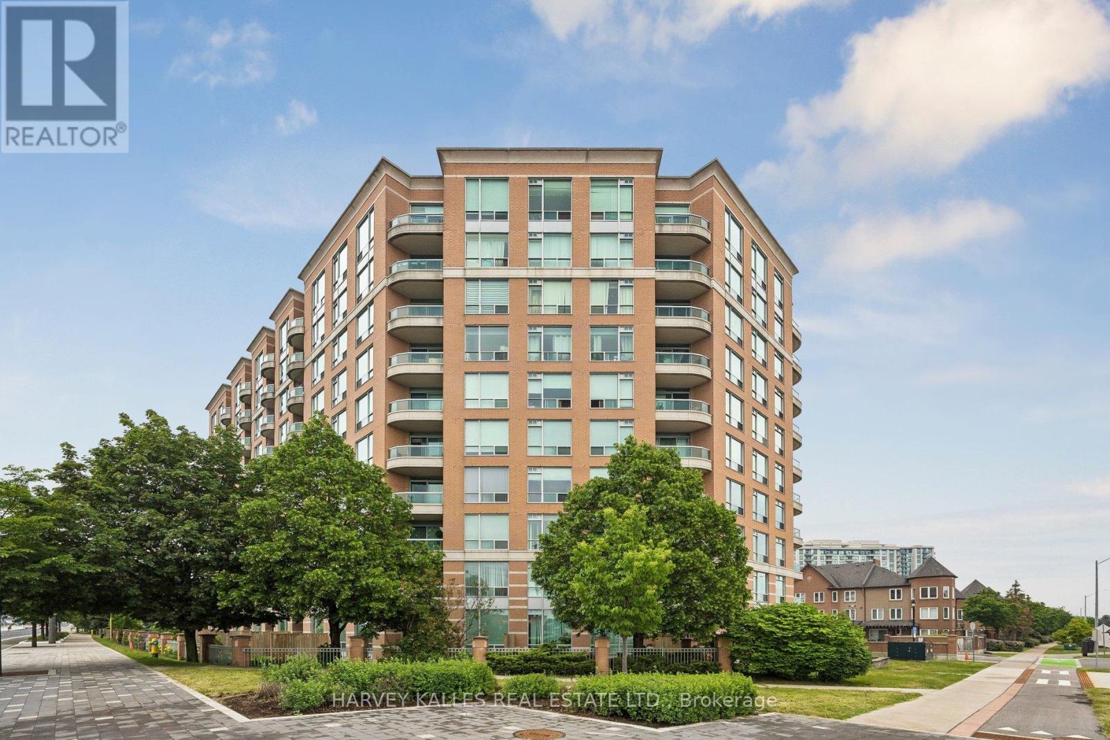 302 - 745 NEW WESTMINSTER DRIVE
