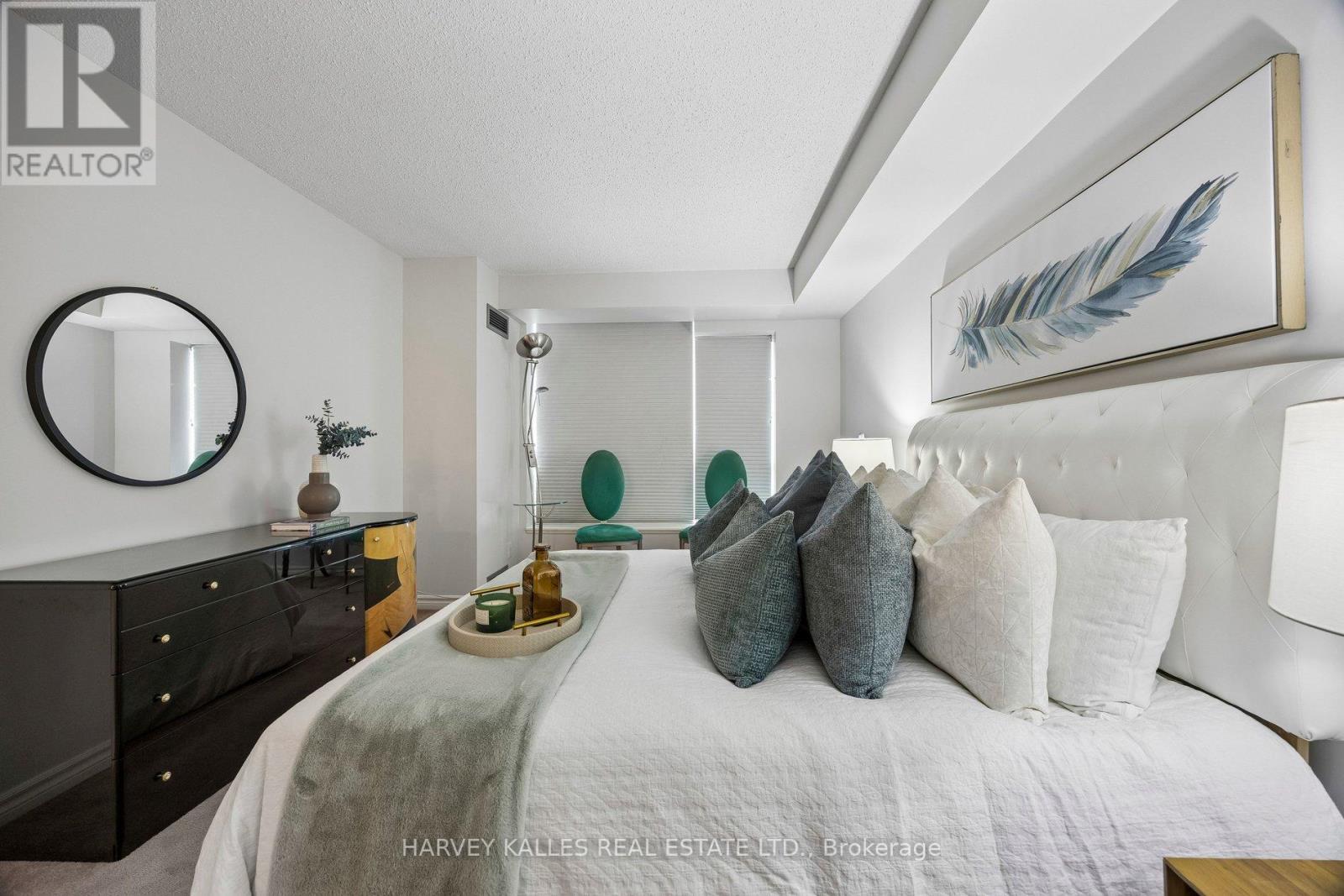 302 - 745 NEW WESTMINSTER DRIVE