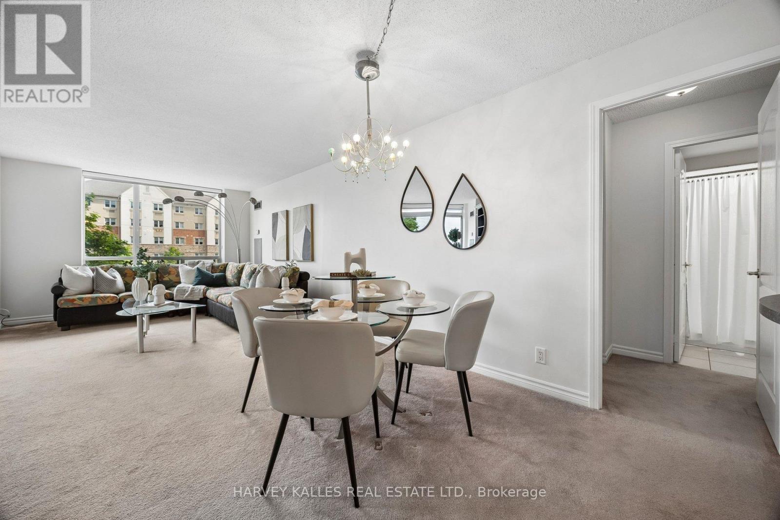 302 - 745 NEW WESTMINSTER DRIVE