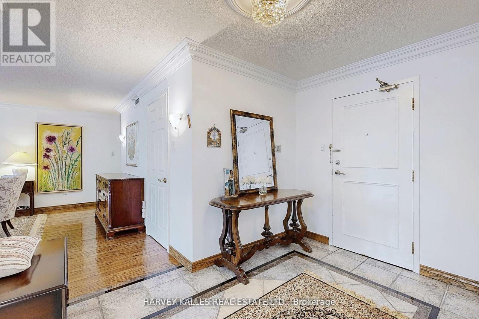 311 - 7300 YONGE STREET