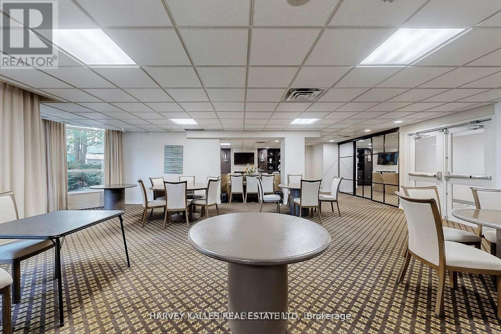 311 - 7300 YONGE STREET