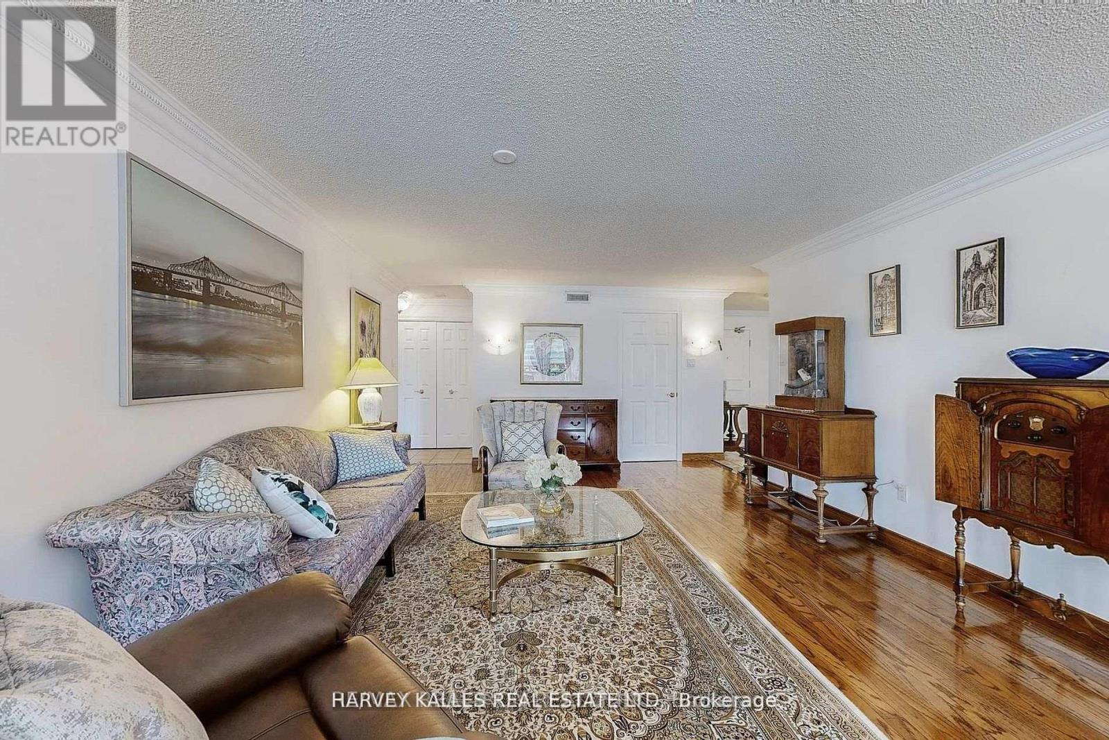 311 - 7300 YONGE STREET