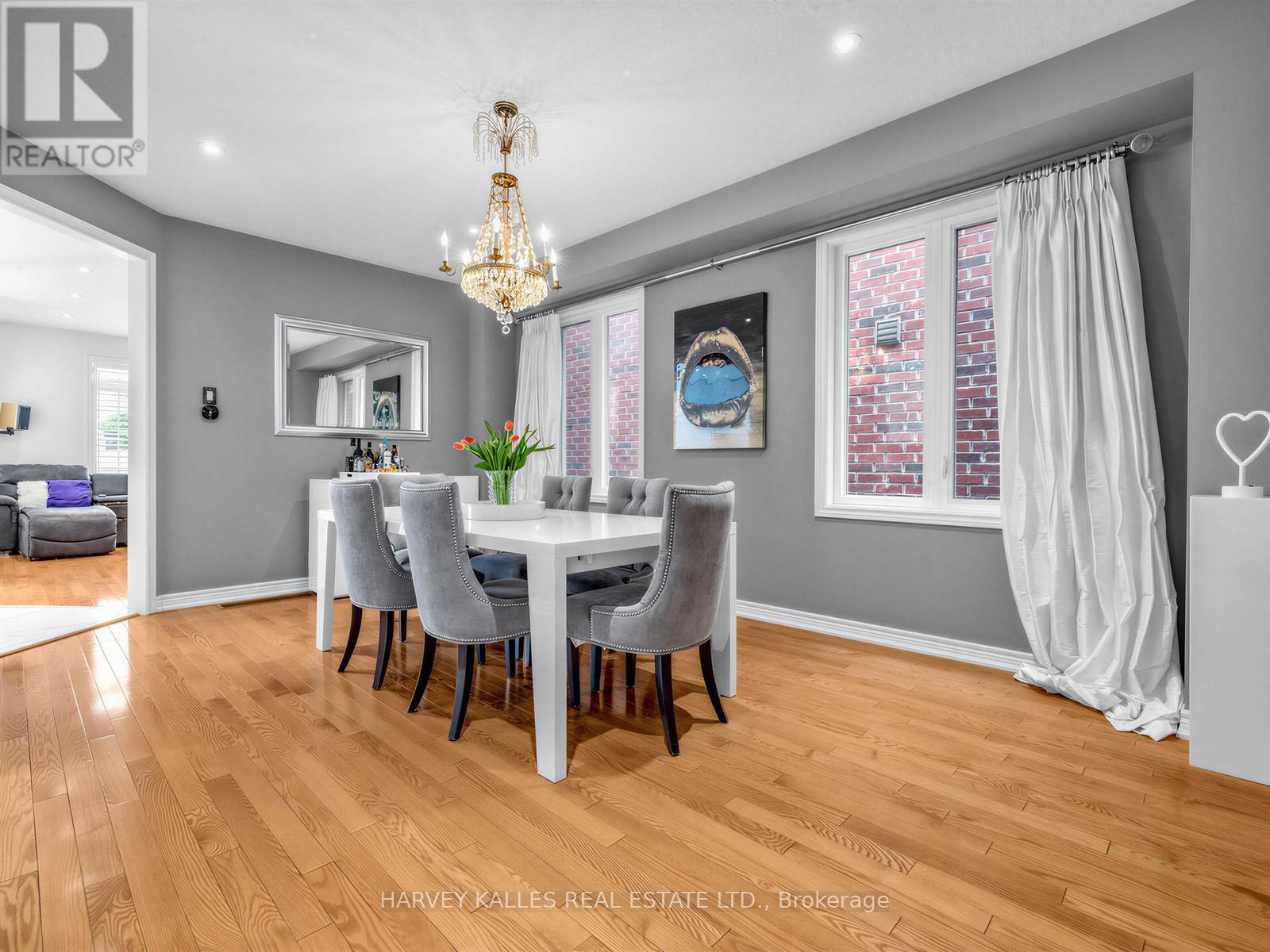28 SOUTHVALE DRIVE