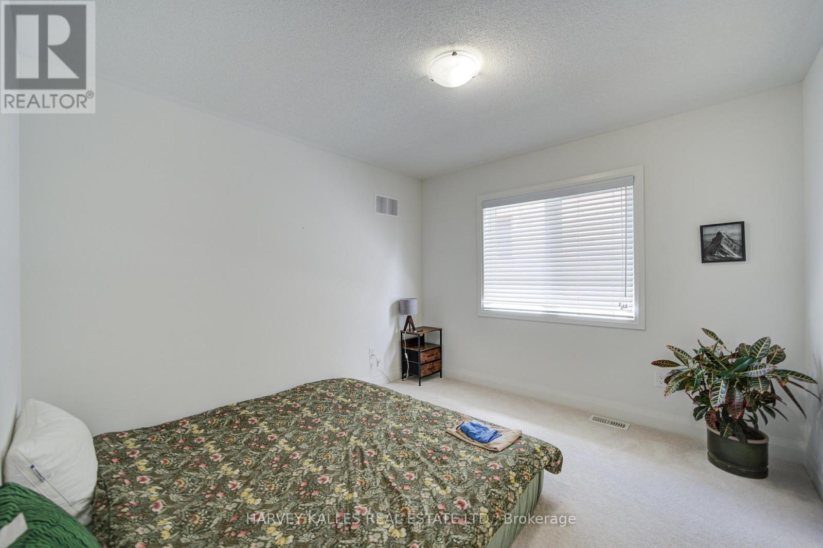33 CONCERT HILL WAY