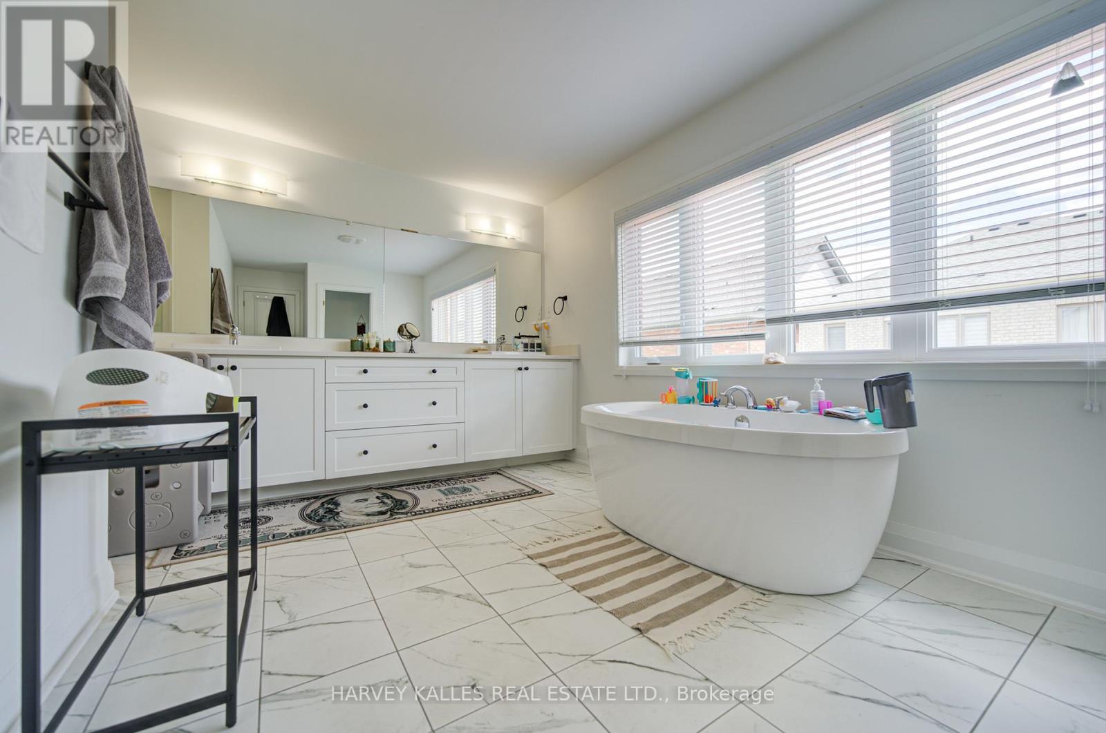 33 CONCERT HILL WAY