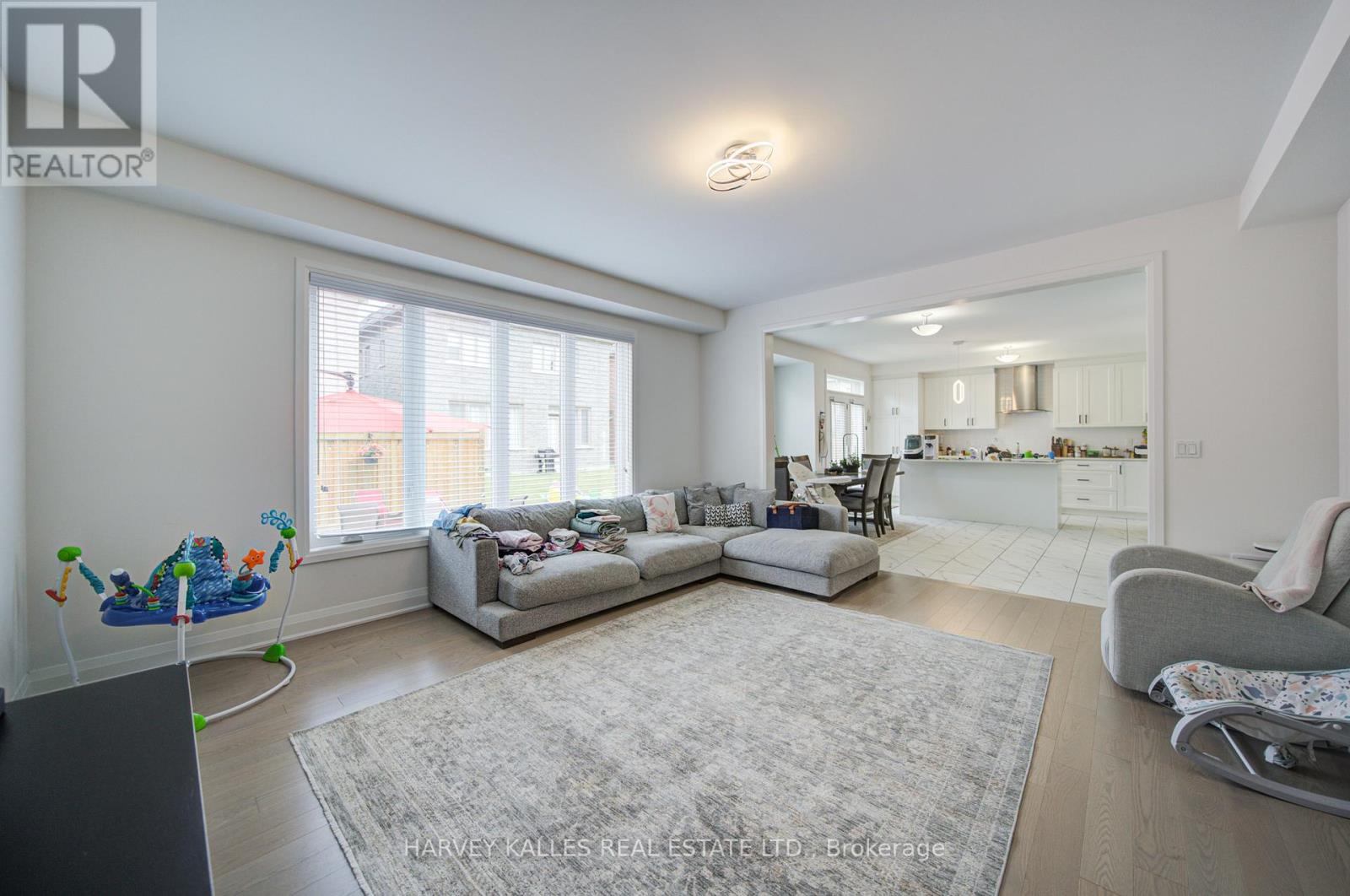 33 CONCERT HILL WAY