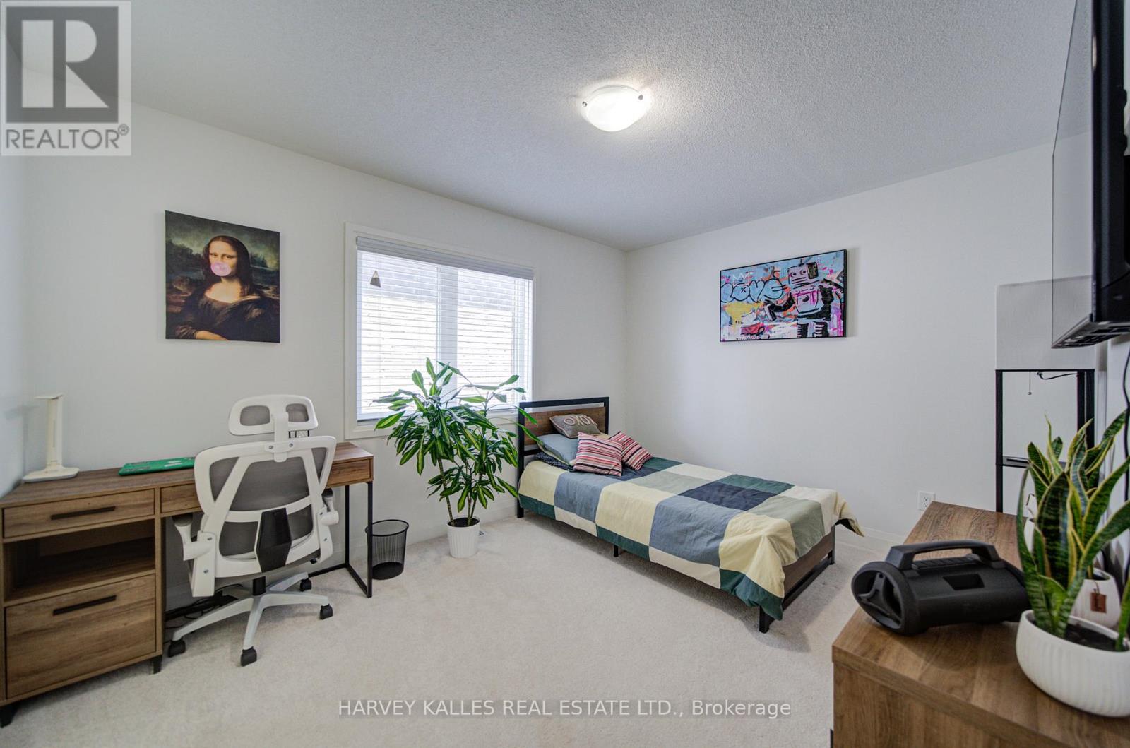33 CONCERT HILL WAY