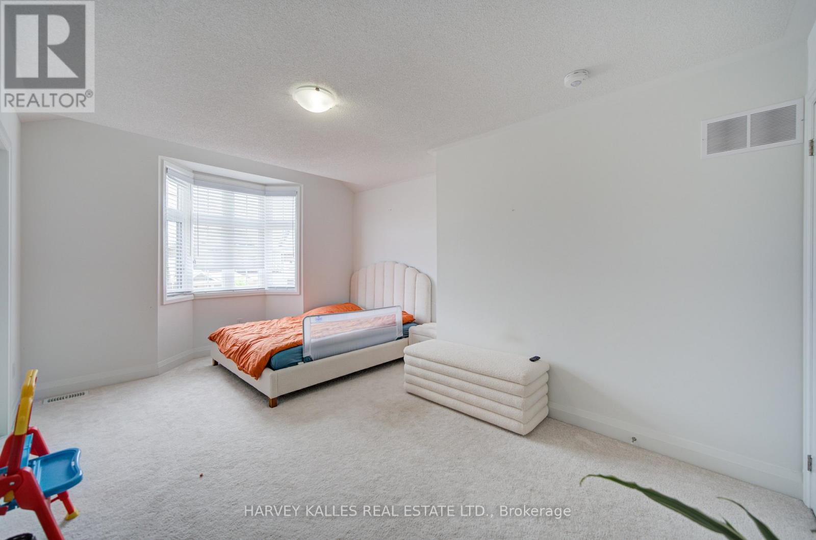 33 CONCERT HILL WAY