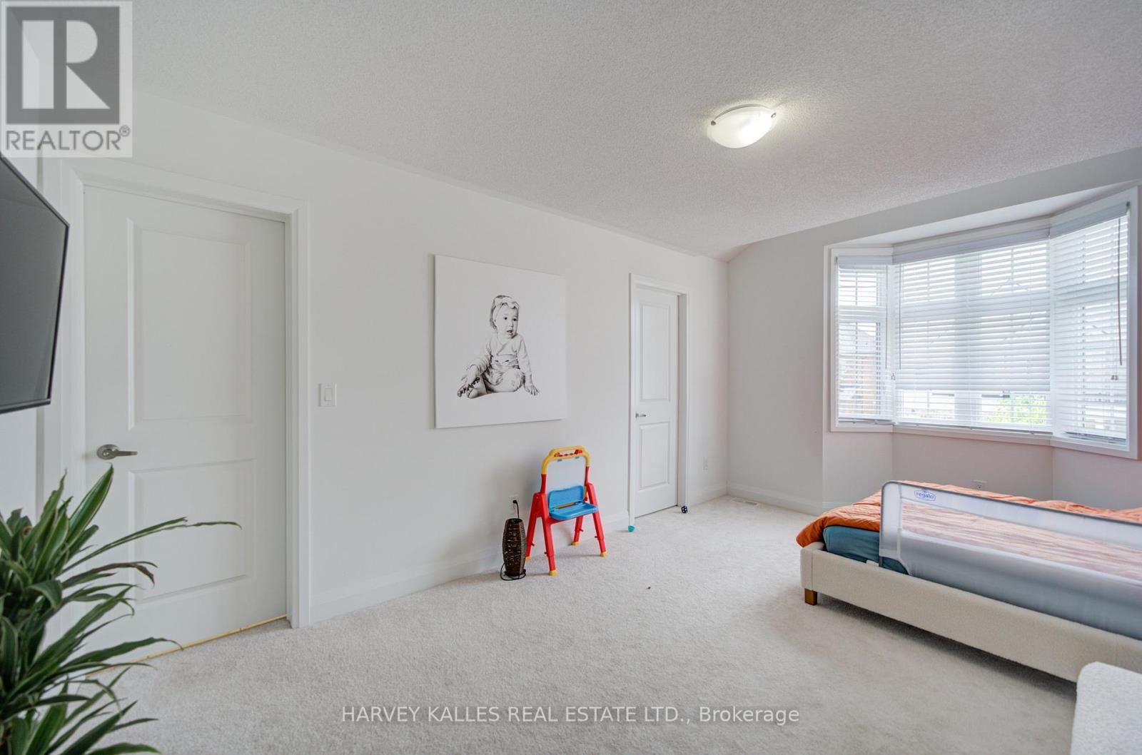 33 CONCERT HILL WAY