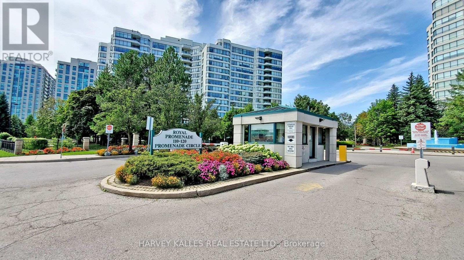 212 - 120 PROMENADE CIRCLE