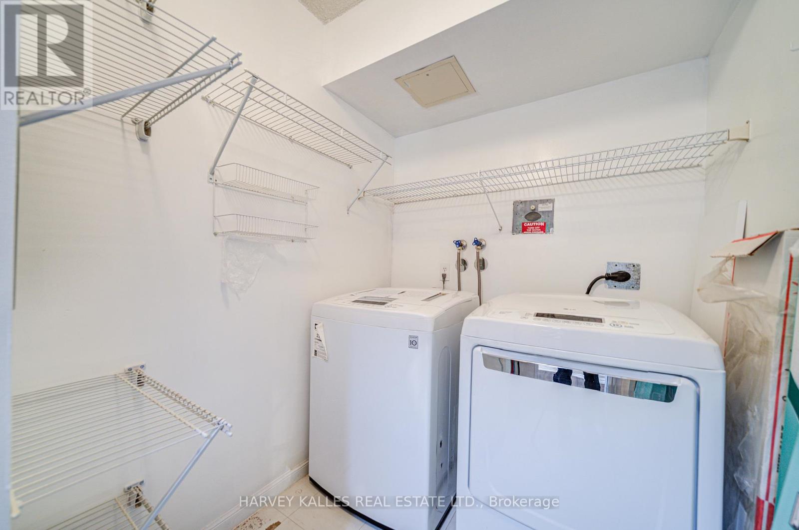 212 - 120 PROMENADE CIRCLE