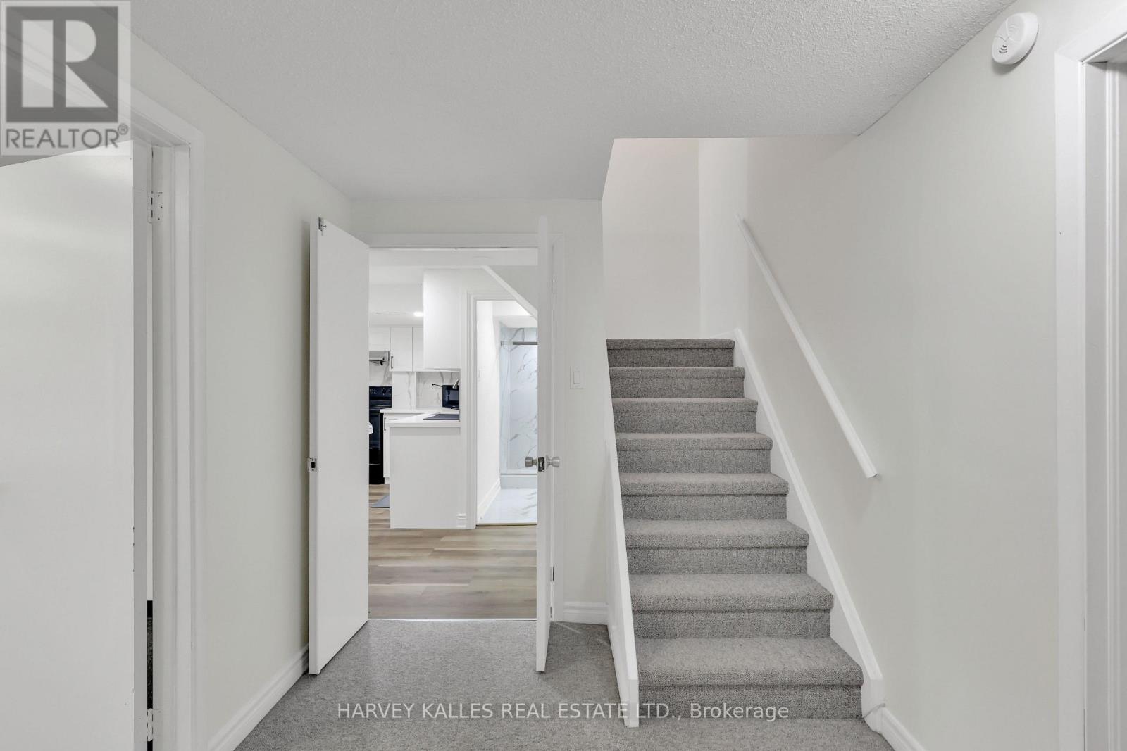 62 ABERFELDY CRESCENT