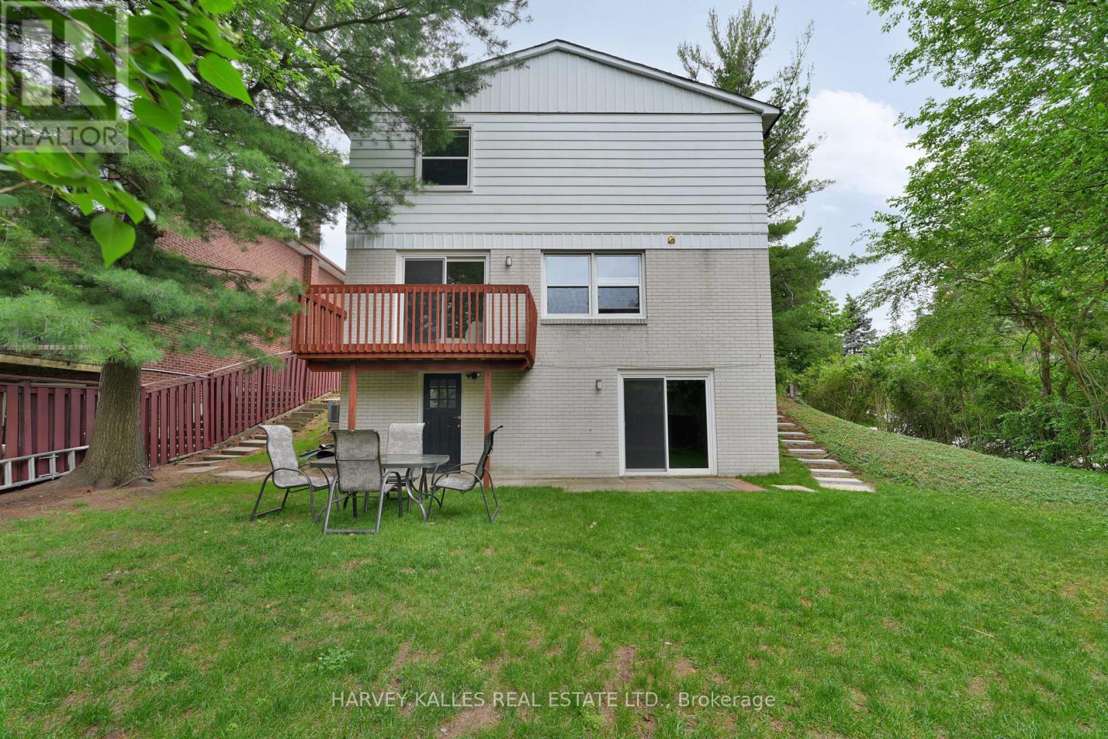 62 ABERFELDY CRESCENT