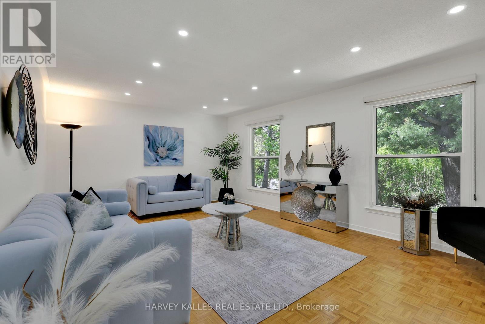 62 ABERFELDY CRESCENT