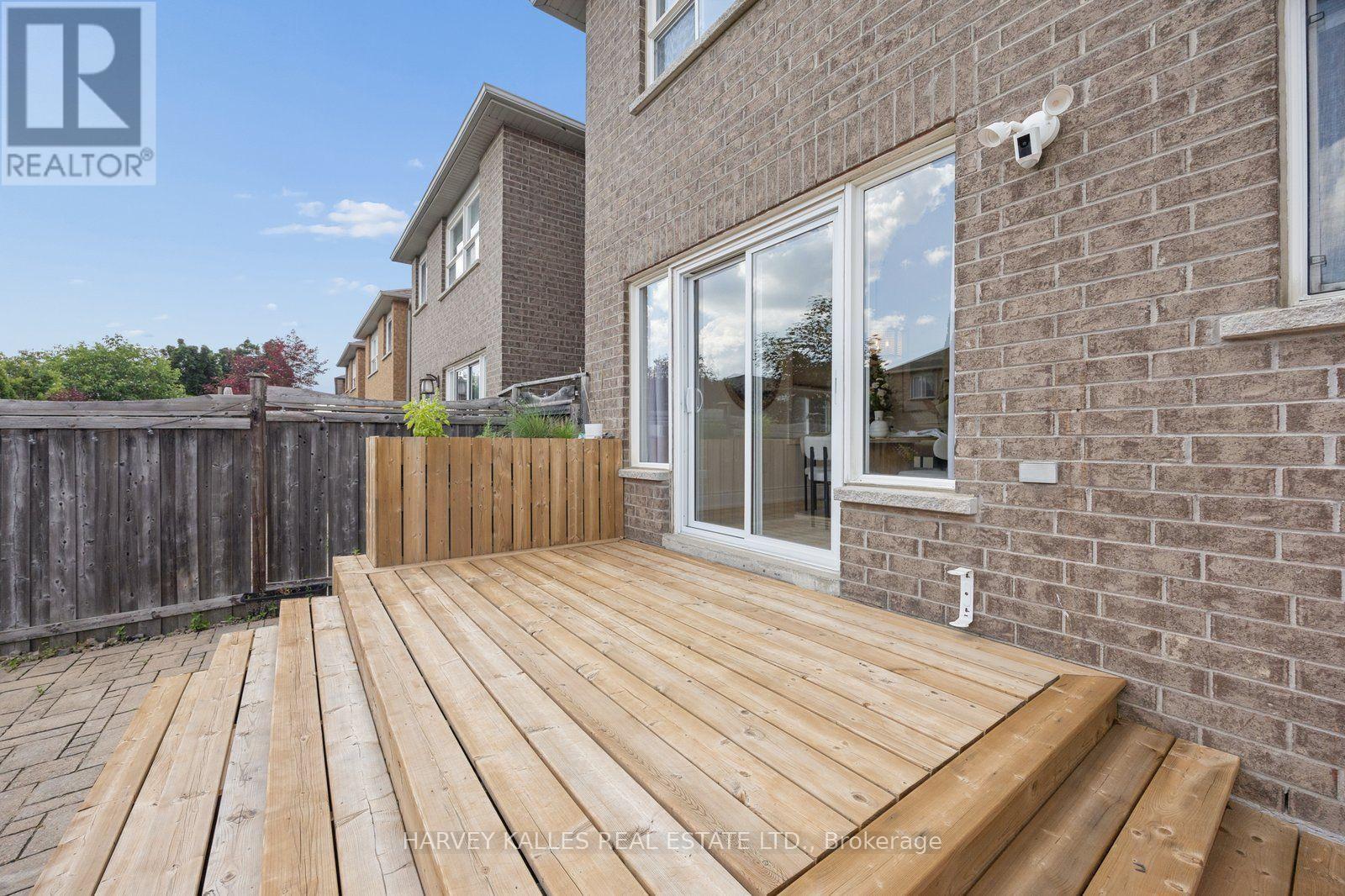 19 STARR CRESCENT